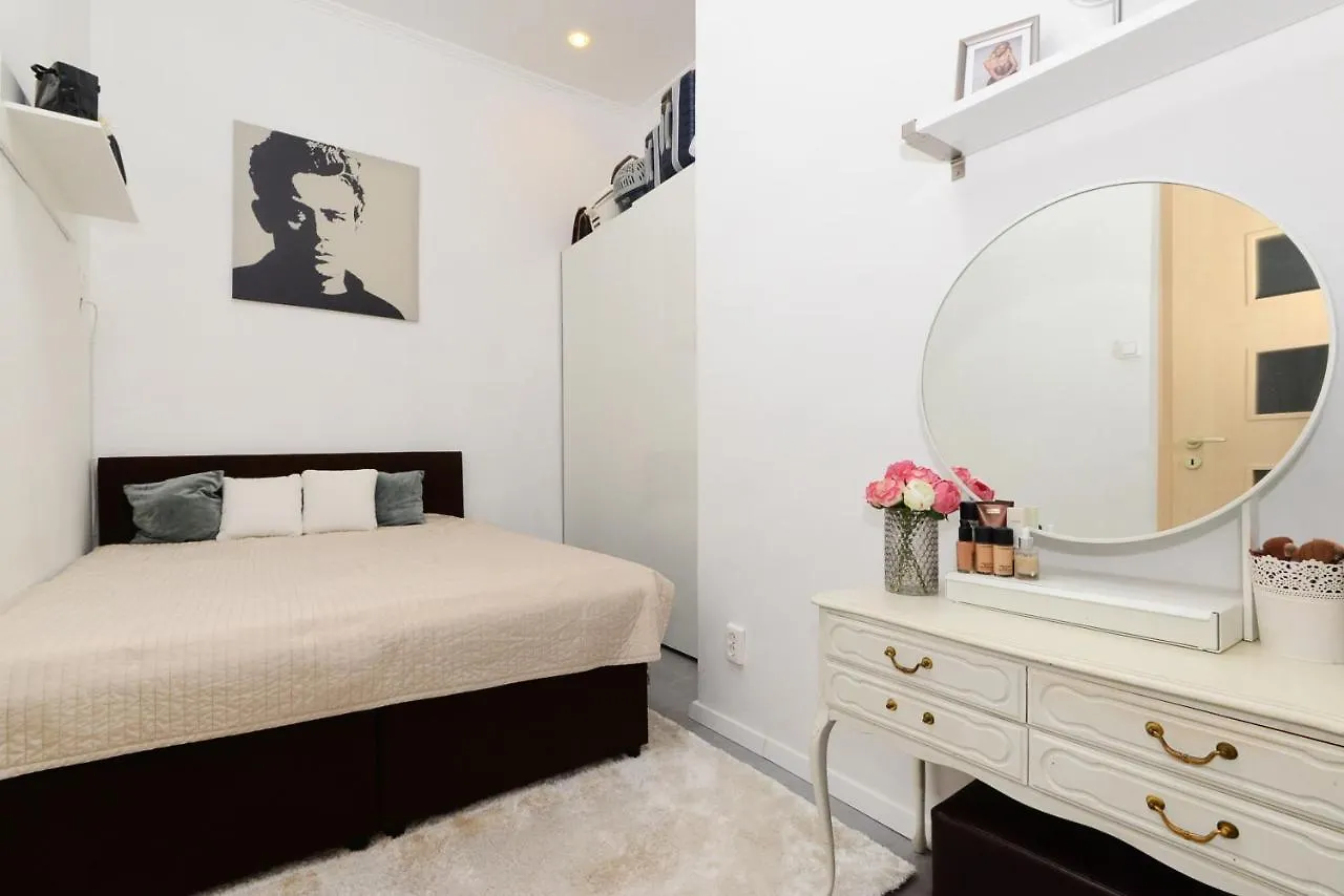 Roses Square Apartman Apartamento Budapest